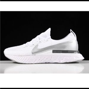 Nike Women’s React Infinity Run Flyknit 2 White